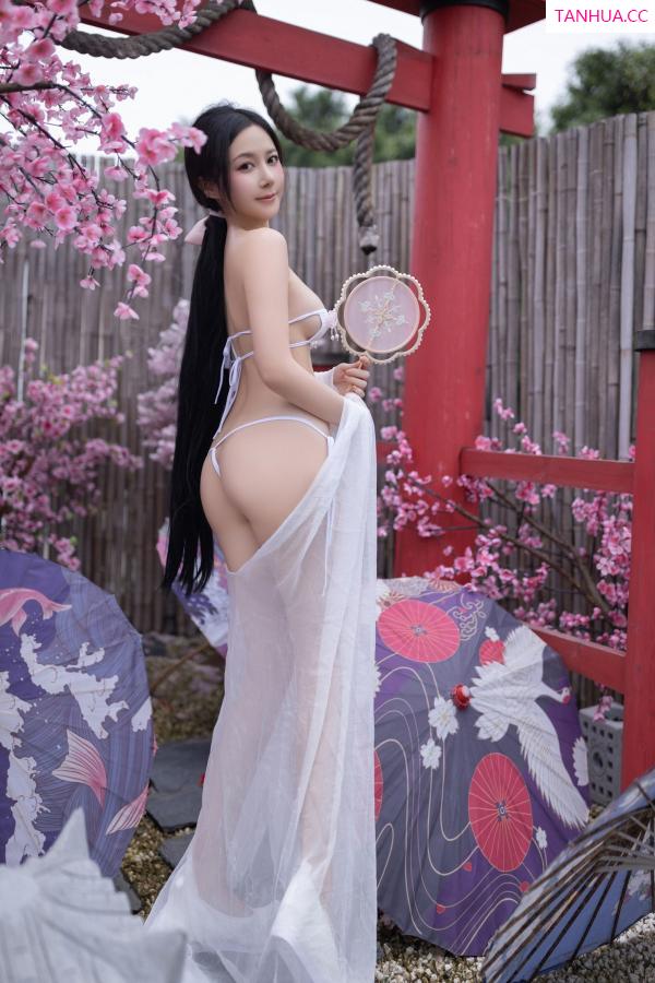 鱼子酱fish  [XiuRen]高清写真图 2024.07.26 No.8927 鱼子酱Fish 美腿性感第40张图片